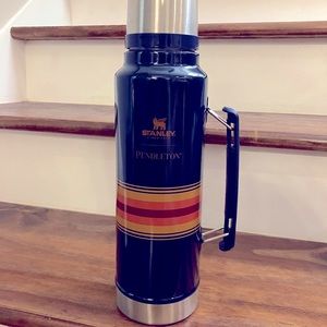 NEW Stanley x Pendleton 1.5 QT insulated bottle with handle